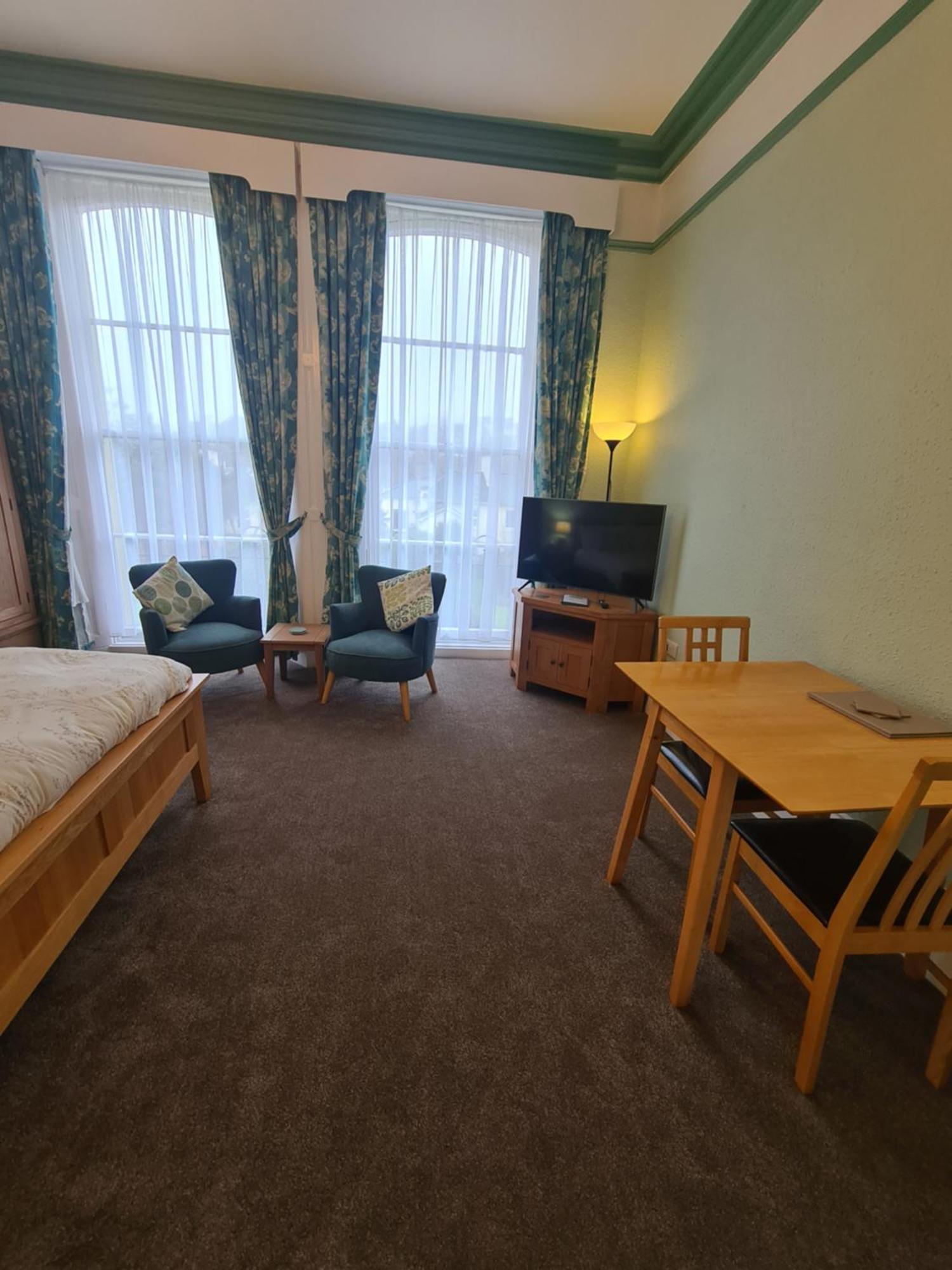 Meadowside Holiday Apartments Torquay Ngoại thất bức ảnh